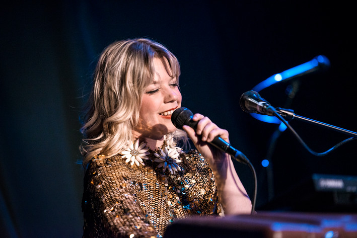 2016-04-30 - Basia Bulat från Kägelbanan, Stockholm