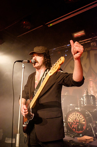2016-05-05 - The Baboon Show från ISC Club, Bern