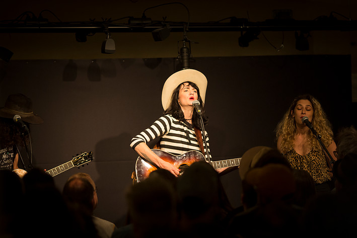 2016-05-11 - Nikki Lane från Scandic Grand Central, Stockholm