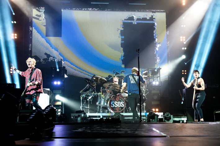 2016-06-01 - 5 Seconds of Summer från Globen, Stockholm
