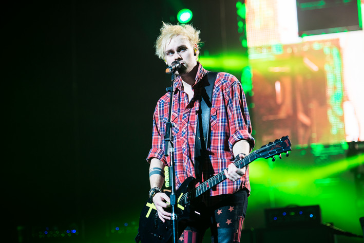 2016-06-01 - 5 Seconds of Summer från Globen, Stockholm