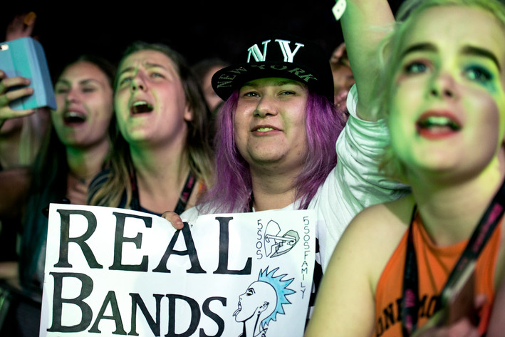 2016-06-01 - 5 Seconds of Summer från Globen, Stockholm