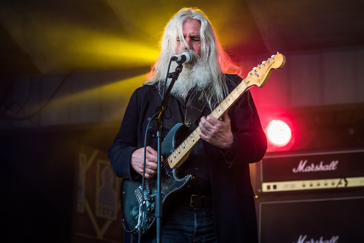 2016-06-04 - Neon rose från Muskelrock, Alvesta
