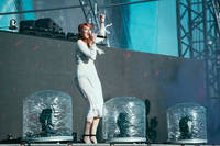 2016-06-11 - Icona Pop från Summerburst Stockholm, Stockholm