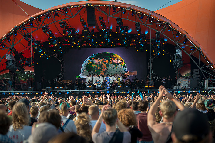 2016-06-29 - The Orchestra of Syrian Musicians + Damon Albarn från Roskildefestivalen, Roskilde