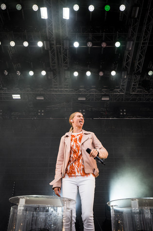 2016-06-30 - Silvana Imam från Roskildefestivalen, Roskilde