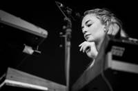 2016-06-30 - Highasakite från Bråvalla, Norrköping