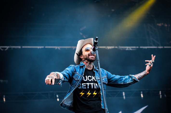 2016-06-30 - Yelawolf från Bråvalla, Norrköping