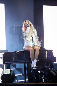 2016-06-30 - Zara Larsson från Bråvalla, Norrköping
