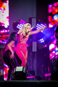 2016-06-30 - Zara Larsson från Bråvalla, Norrköping