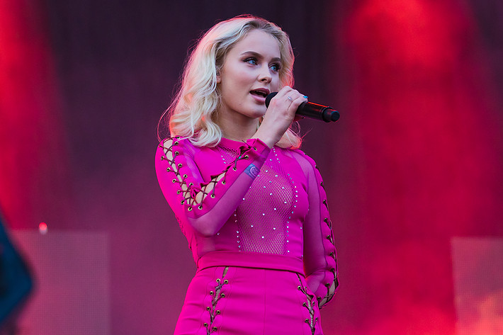 2016-06-30 - Zara Larsson från Bråvalla, Norrköping