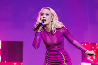 2016-06-30 - Zara Larsson från Bråvalla, Norrköping