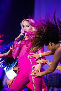 2016-06-30 - Zara Larsson från Bråvalla, Norrköping
