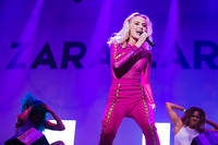 2016-06-30 - Zara Larsson från Bråvalla, Norrköping