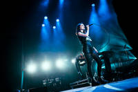 2016-06-30 - CHVRCHES från Roskildefestivalen, Roskilde