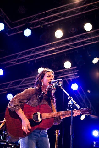 2016-07-01 - Hurray for the Riff Raff från Roskildefestivalen, Roskilde