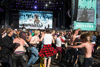 2016-07-01 - Amon Amarth från Bråvalla, Norrköping