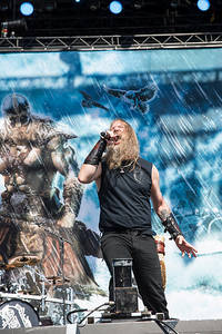 2016-07-01 - Amon Amarth från Bråvalla, Norrköping