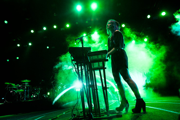 2016-07-01 - M83 från Roskildefestivalen, Roskilde