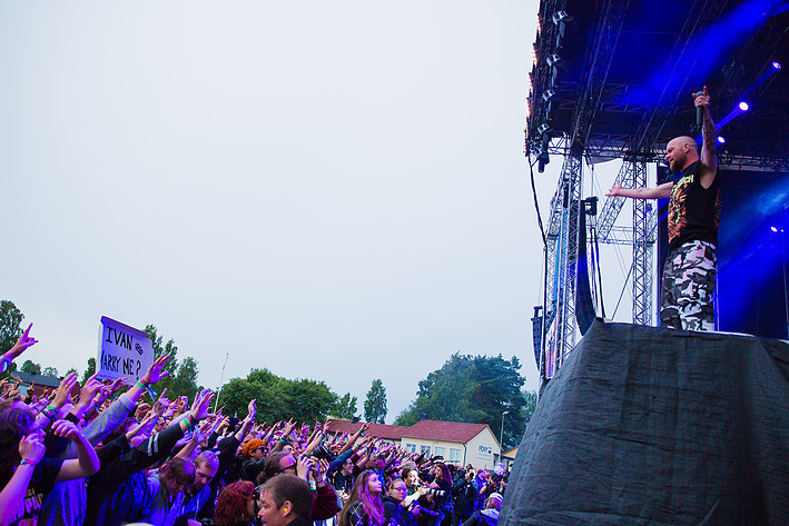 2016-07-02 - Five Finger Death Punch från Bråvalla, Norrköping