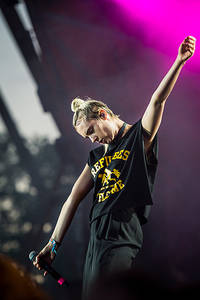 2016-07-02 - MØ från Roskildefestivalen, Roskilde