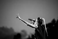 2016-07-02 - MØ från Roskildefestivalen, Roskilde