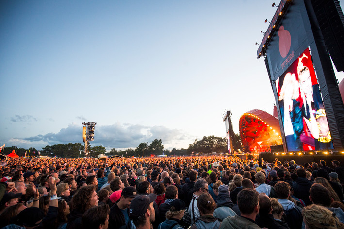 2016-07-02 - MØ från Roskildefestivalen, Roskilde