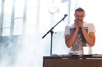 2016-07-07 - Gustaf Norén med familj från Peace & Love, Borlänge
