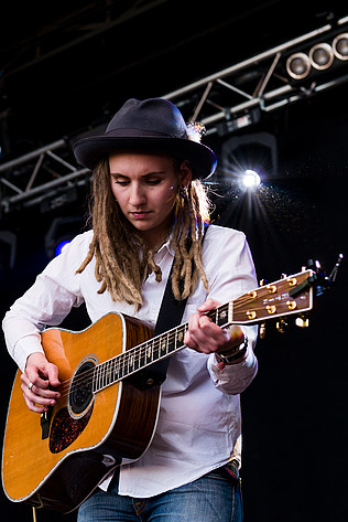 2016-07-07 - Moa Lignell från Peace & Love, Borlänge