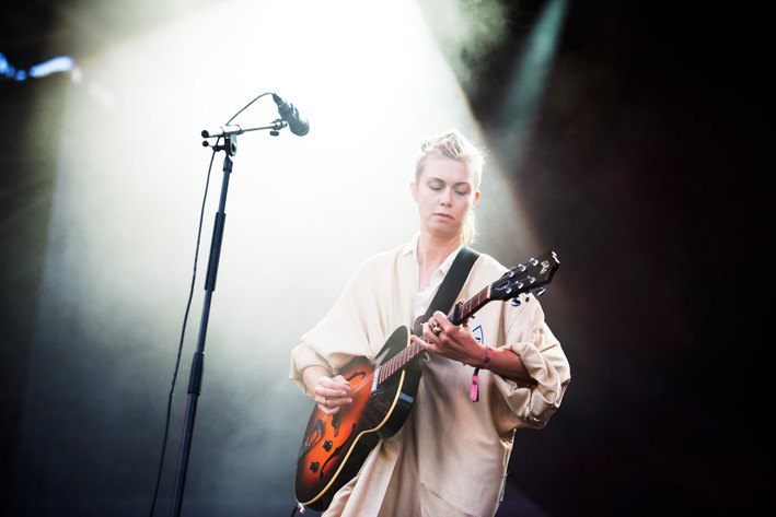 2016-07-09 - Anna Ternheim från Peace & Love, Borlänge
