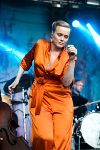 2016-07-08 - Ane Brun från Peace & Love, Borlänge