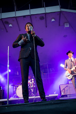 2016-07-30 - Vintage Trouble från Storsjöyran, Östersund