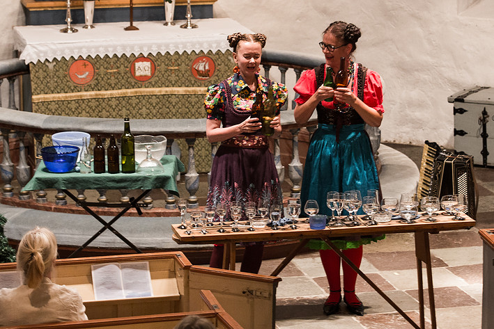 2016-08-05 - Gretli & Heidli från Styrsö kyrka, Göteborg