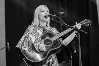 2016-08-11 - Basia Bulat från Way Out West, Göteborg