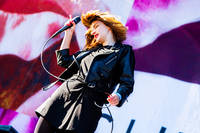 2016-08-11 - CHVRCHES från Way Out West, Göteborg