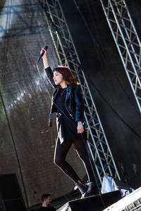 2016-08-11 - CHVRCHES från Way Out West, Göteborg