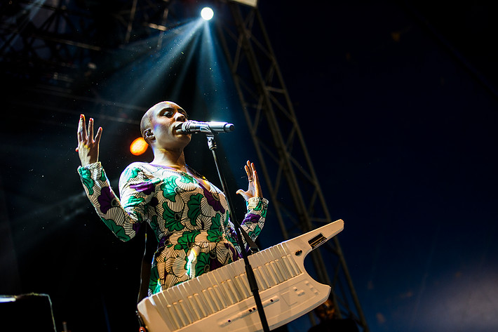 2016-08-11 - Laura Mvula från Way Out West, Göteborg