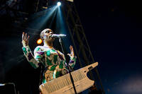 2016-08-11 - Laura Mvula från Way Out West, Göteborg