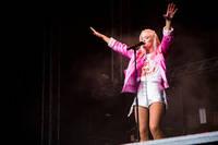 2016-08-12 - Zara Larsson från Way Out West, Göteborg