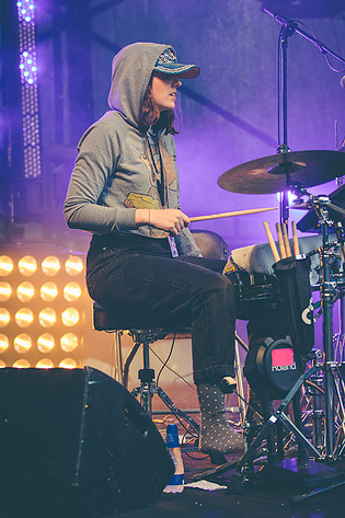 2016-08-12 - Jessy Lanza från Way Out West, Göteborg