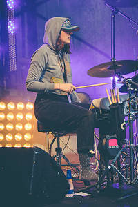 2016-08-12 - Jessy Lanza från Way Out West, Göteborg