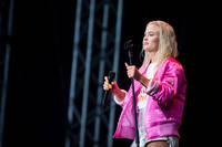 2016-08-12 - Zara Larsson från Way Out West, Göteborg