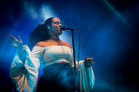 2016-08-13 - Seinabo Sey från Way Out West, Göteborg