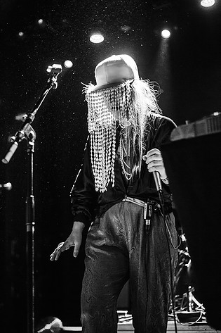 2016-08-13 - Niki & The Dove från Way Out West, Göteborg
