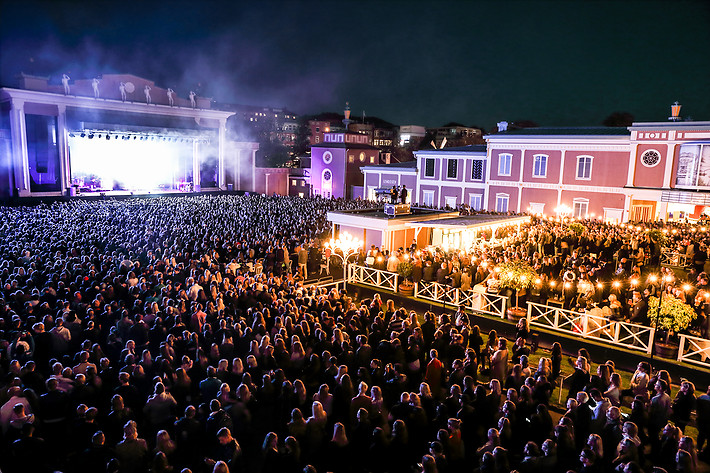 2016-09-17 - Zara Larsson från Liseberg, Göteborg