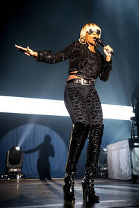 2016-10-22 - Mary J Blige från Annexet, Stockholm