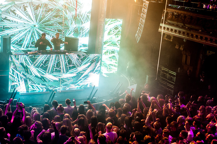 2016-10-24 - The Chainsmokers från Berns, Stockholm