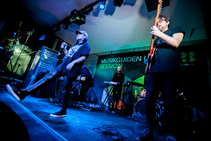 2016-11-09 - Elin Bergman från Musikguiden i P3: Session, Umeå