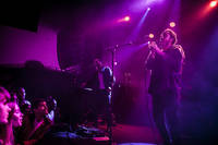 2016-11-19 - Local Natives från Debaser Medis, Stockholm