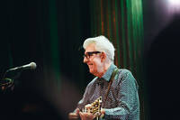 2016-12-04 - Nick Lowe & Los Straitjackets från Nalen, Stockholm